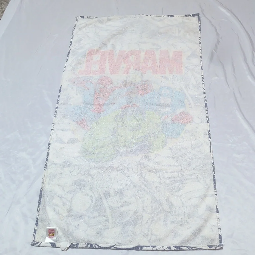 Marvel Comics Advengers Kids Beach Bath Towel - Hulk, Capt. America, Spiderman
